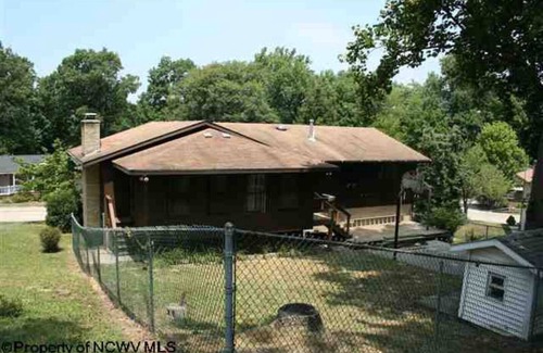 Osage House | BEAUTIFUL NEW ROOF, GREAT FAMILY NEIGHBORHOOD, SCHOOLS,