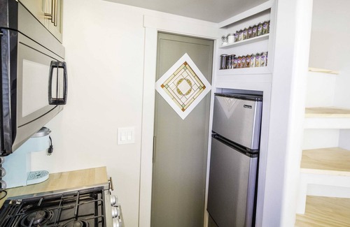 Apple Valley House | Beautiful new tiny home located at our on-grid resort.