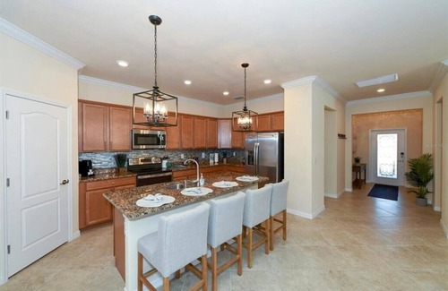 Bradenton House | Beautiful, Newer Home in River Strand! Endless Fun!