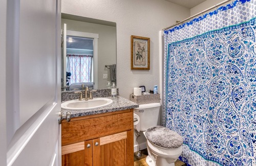 Corvallis House | Beautiful Newer Townhome Located in the Heart of Corvallis