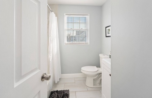 South Providence Apartment | Beautiful newly built 3bed/2bath