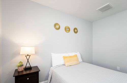 South Providence Apartment | Beautiful newly built 3bed/2bath
