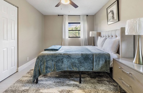 Coral Springs House | Beautiful Newly renovated large outdoor space areas