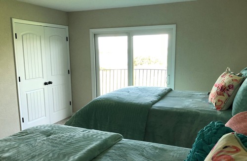 Ormond Beach House | Beautiful , newly renovated condo , on the intracoastal waterway water views .