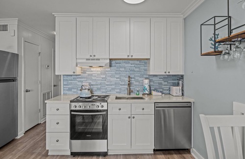 Isle of Palms Condo | Beautiful Newly Renovated Condo with Exceptional Views!