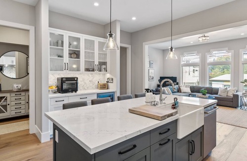 Cow Hollow Condo | Beautiful, Newly Renovated, High-Tech Condo