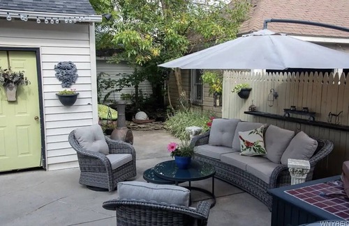 North Buffalo Apartment | Beautiful North Buffalo Apartment