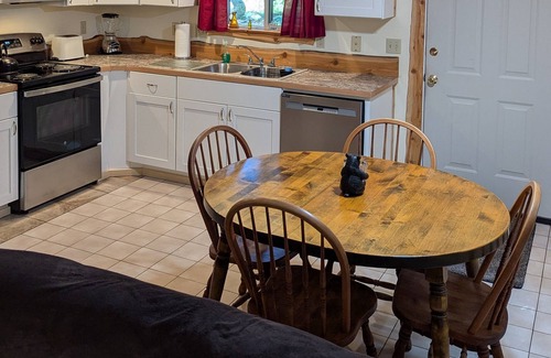 Packwood Cabin | Beautiful Northwest Lodging - Hall Creek Cabin, Affordable Ski Cabin