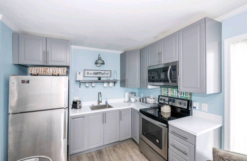 McCutcheon Field Condo | Beautiful oceanfront condo; the perfect getaway!