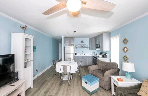 McCutcheon Field Condo | Beautiful oceanfront condo; the perfect getaway!