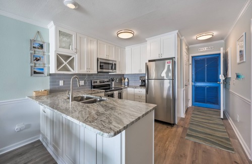 Ash Condo | Beautiful Oceanfront 2 Bed Condo - Family Friendly