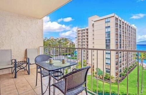 Kahana Apartment | Beautiful Ocean view Hawaiiana style 1 bedroom condonn