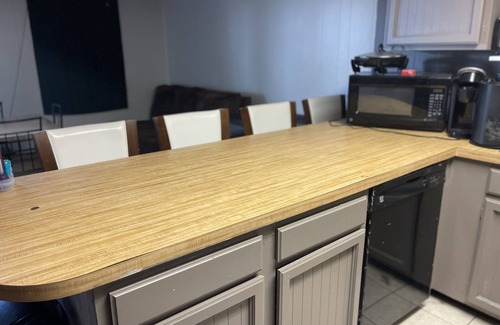 Caine Woods Condo | Beautiful Ocean City. MD Condo close to Delaware & Maryland Beaches