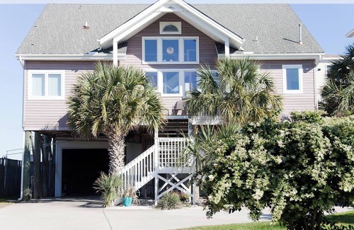 Folly Beach House | Beautiful Ocean Front Home