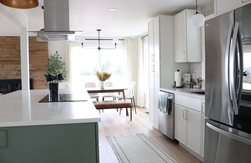 Normandy Park House | Beautiful ocean view home close to the airport