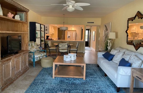 Butler Beach Condo | BEAUTIFUL OCEAN VIEW 2 BEDROOM CONDO WITH POOL