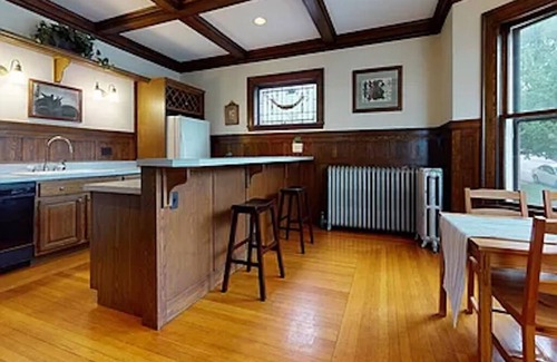Munjoy Hill Condo | Beautiful Ocean View Condo on Eastern Promenade