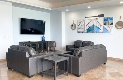 Puerto Penasco Condo | Beautiful Oceanfront 4 King Bed/4 Bath *Developer's Model* Cordoba 1501