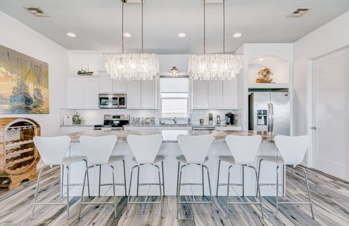 Port Bolivar House | Beautiful oceanfront home with expansive decks