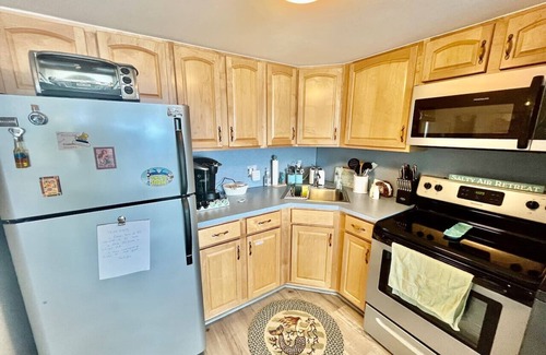 Cape May - Wildwood Condo | Beautiful One Bedroom Condo with Ocean Views