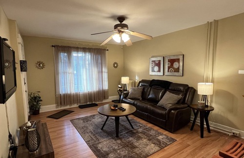 Syracuse Apartment | Beautiful One Bedroom Syracuse Flat - Kept to Perfection!