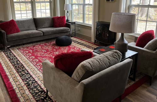 Cotter House | Beautiful Ozark bungalow within walking distance to the White River.