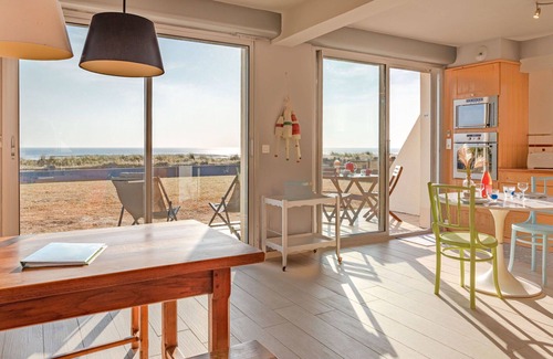 Saint-Germain-sur-Ay House | Beautiful private villa for 2 people with WIFI, TV, terrace and parking