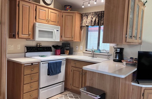 Casa Grande House | Beautiful Palm Creek Resort Park Model