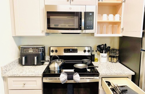 Fort Worth Apartment | Beautiful Peaceful 1 Bedroom Close To Downtown w/Garage