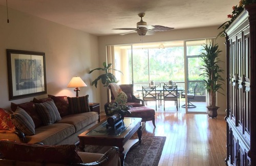 Bonita Springs Condo | Beautiful Pelican Landing Condo with Golf Course View