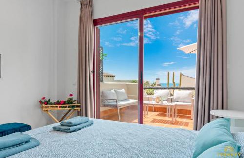 Bahia de Casares Apartment | Beautiful penthouse in Casares with rooftop terrace and seaview