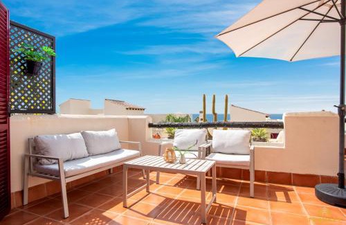 Bahia de Casares Apartment | Beautiful penthouse in Casares with rooftop terrace and seaview