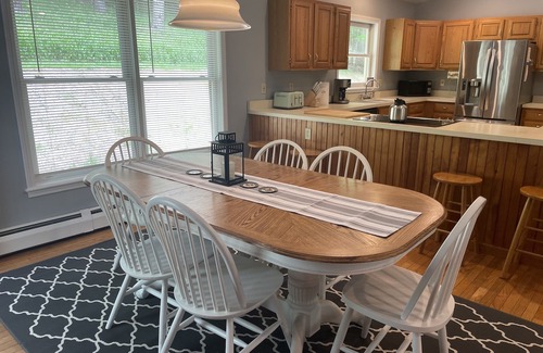 Cooperstown House | Beautiful Pines Tucked in the trees, minutes to Cooperstown & Dreams Park