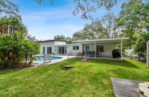 South Pinellas Community Council House | Beautiful pool home minutes from the beach