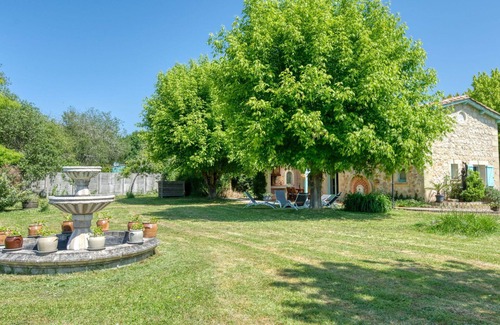 Gaillan-en-Medoc House | Beautiful private villa for 6 guests with WIFI, TV, terrace, pets allowed and parking