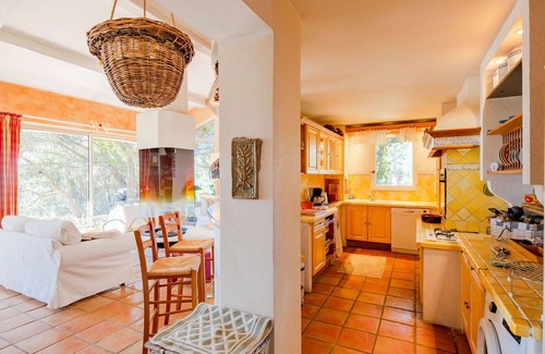La Garde-Freinet House | Beautiful private villa with WIFI, private pool, TV, terrace, pets allowed and panoramic view