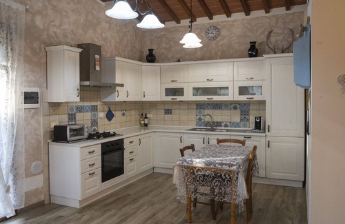 Castelnuovo d'Elsa House | Beautiful private villa for 6 people with WIFI, private pool, TV and panoramic view