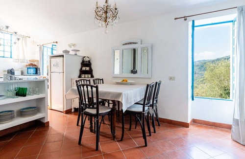 Diano San Pietro House | Beautiful private villa for 6 people with WIFI, terrace and pets allowed