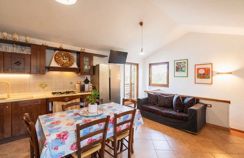 Strada in Chianti Villa | Beautiful private villa with private pool, hot tub, WIFI, TV, pets allowed and panoramic view