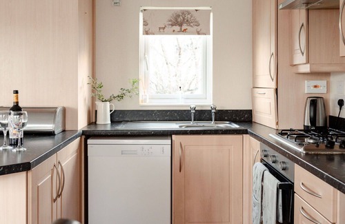 Cullachie House | Beautiful private villa for 4 guests with WIFI, TV, patio, pets allowed, panoramic view and park.