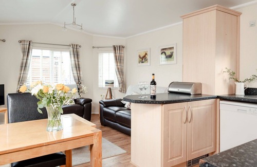 Cullachie House | Beautiful private villa for 4 guests with WIFI, TV, patio, pets allowed, panoramic view and park.