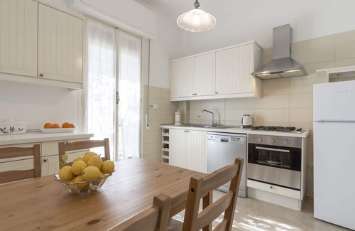 Diano Castello Villa | Beautiful private villa for 11 guests with A/C, WIFI, balcony, pets allowed and parking