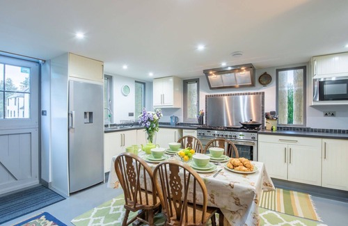 Invermoriston House | Beautiful private villa for 6 people with WIFI and TV