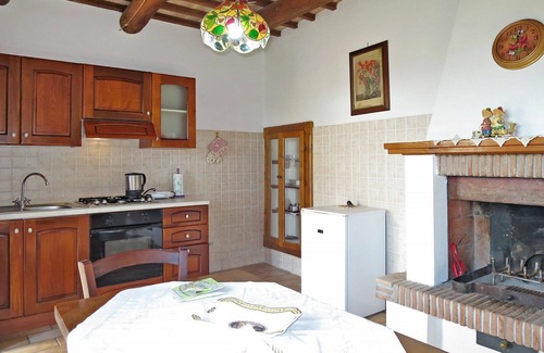 Montefiascone House | Beautiful private villa for 4 people with WIFI, TV, patio, pets allowed and parking