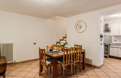 Claino Con Osteno House | Beautiful private villa for 5 guests with WIFI, balcony and pets allowed