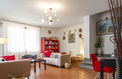 San Giuliano Terme House | Beautiful private villa for 7 people with A/C, WIFI, TV, terrace, pets allowed and parking
