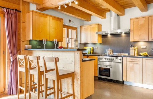 Val d'Illiez House | Beautiful private villa for 10 guests with WIFI, TV and terrace