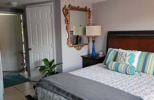 Eustis Apartment | Beautiful~Private~Clean~Affordable~Peaceful Hideaway Near Mt. Dora