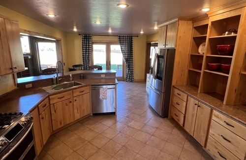 Ennis House | Beautiful private home overlooking Ennis and The Madison Range