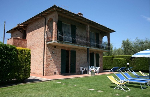 Valiano Villa | Beautiful private villa with private pool, A/C, WIFI, TV, terrace, pets allowed and parking